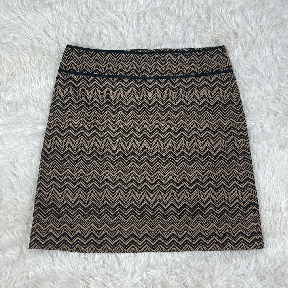 Ann Taylor Loft Black Tan Chevron Skirt- NWT Sz 2
